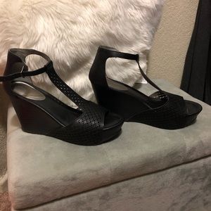 Kenneth Cole Wedges